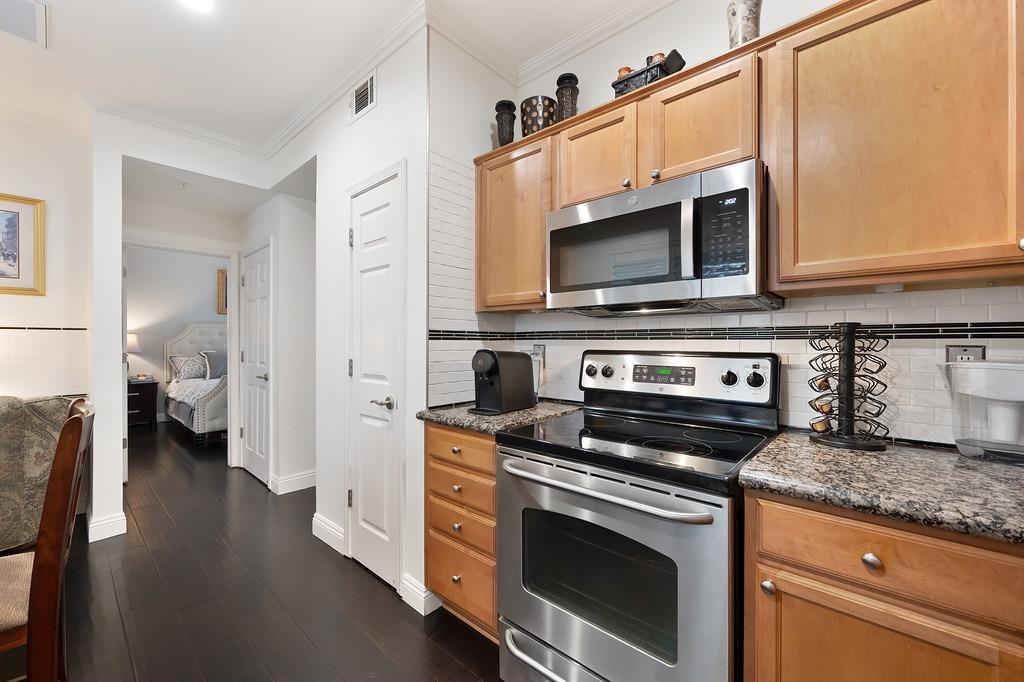 Detail Gallery Image 17 of 55 For 885 Halidon Way #212,  Folsom,  CA 95630 - 3 Beds | 2 Baths