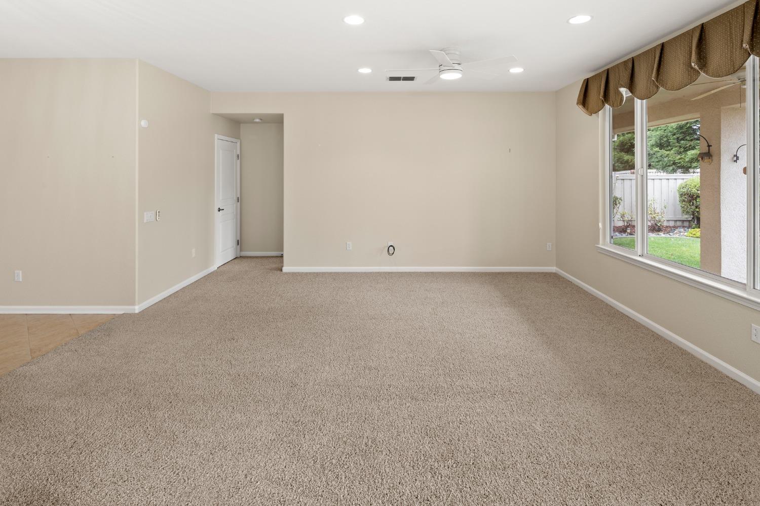 Detail Gallery Image 9 of 55 For 305 Timberland Ct, Lincoln,  CA 95648 - 2 Beds | 2 Baths