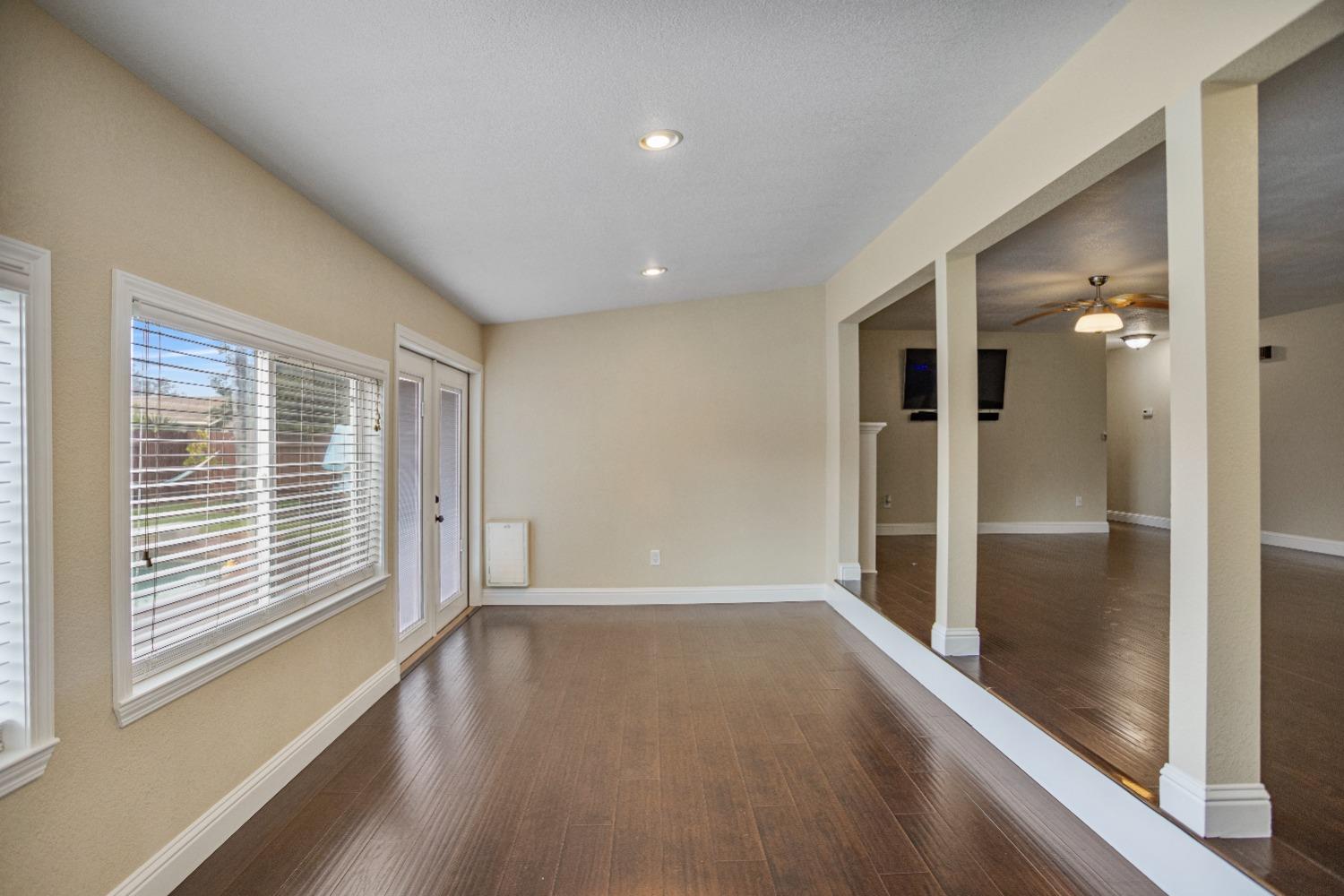 Detail Gallery Image 9 of 32 For 3301 N Olive Ave, Turlock,  CA 95382 - 3 Beds | 2 Baths