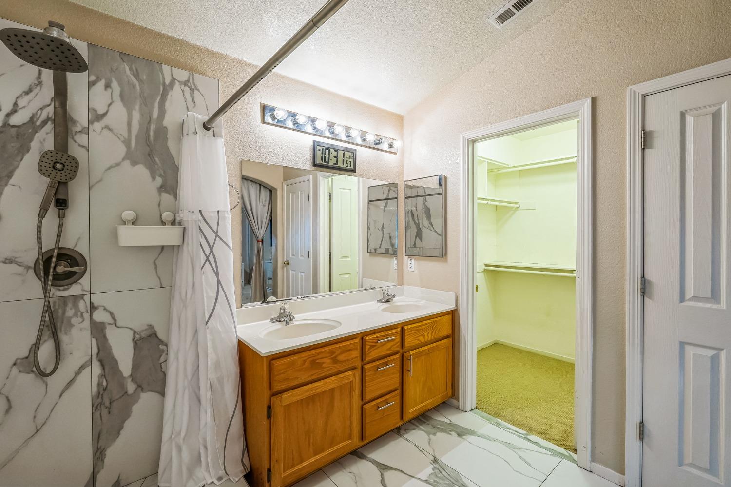 Detail Gallery Image 20 of 36 For 2928 Turnbuckle Cir, Elk Grove,  CA 95758 - 4 Beds | 2/1 Baths