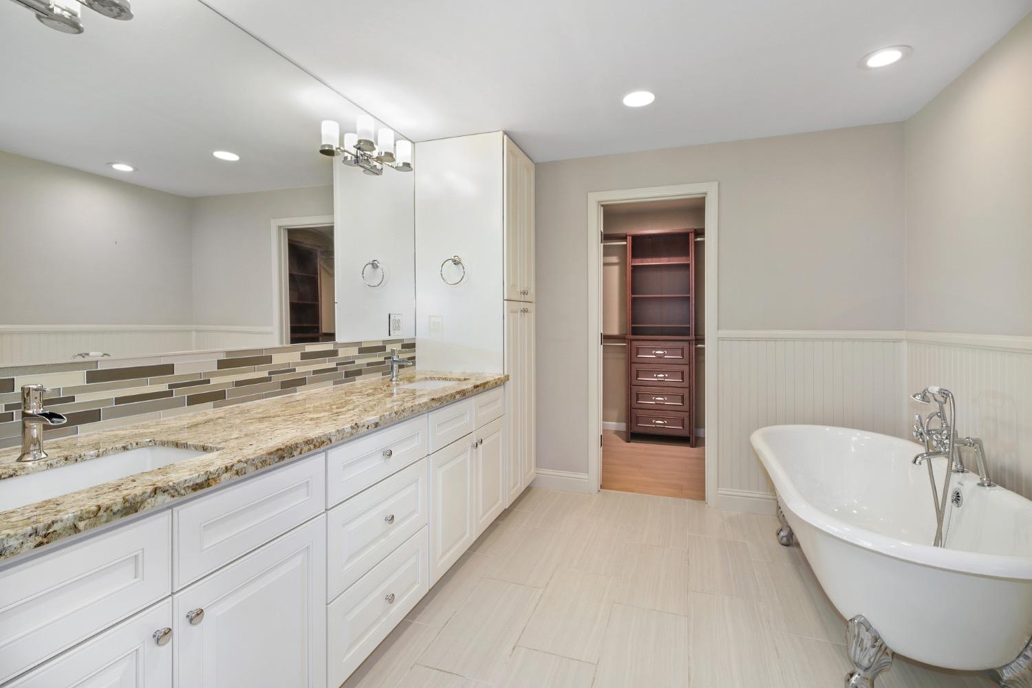 Detail Gallery Image 32 of 54 For 1132 River Rock Dr, Folsom,  CA 95630 - 4 Beds | 2/1 Baths