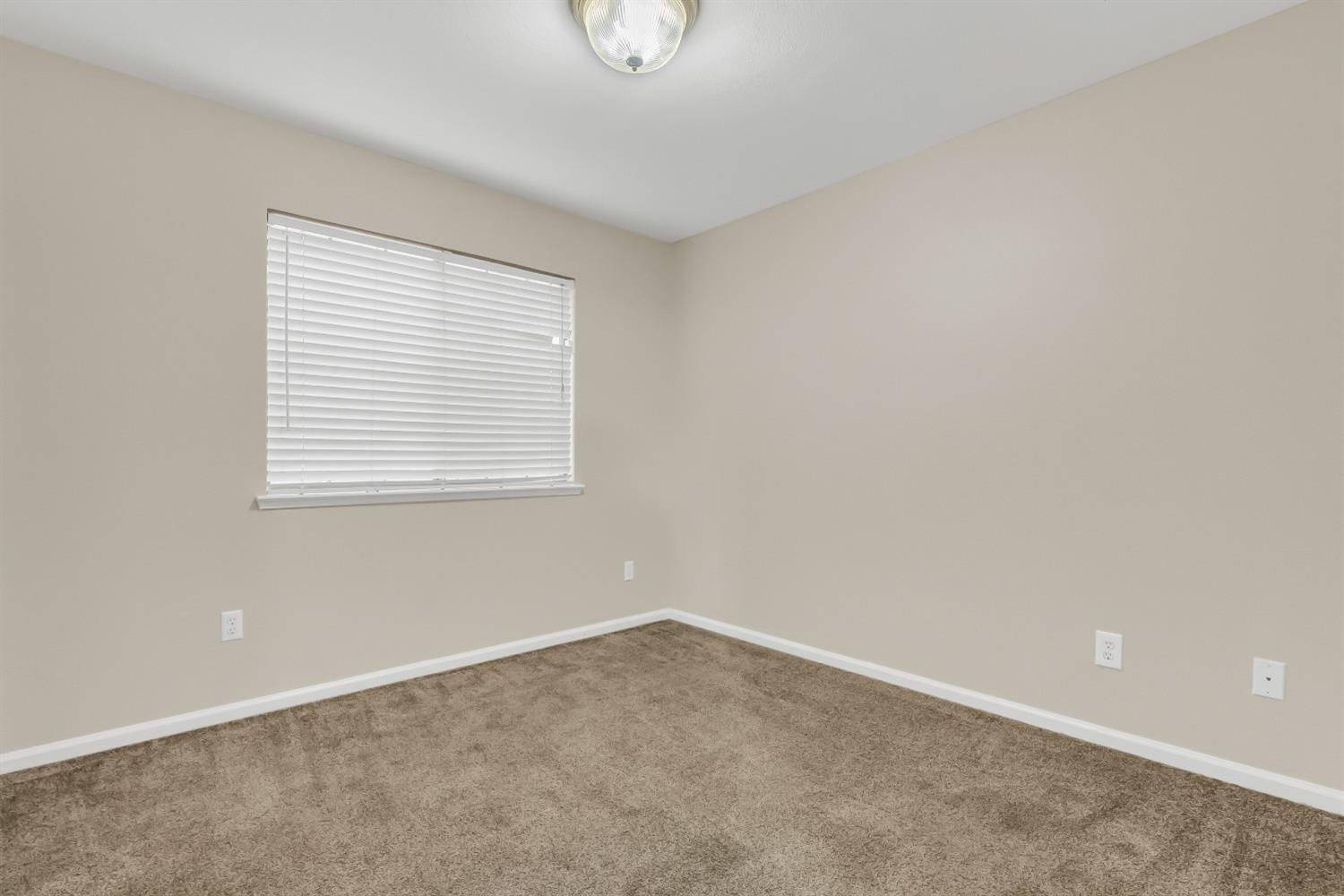 Detail Gallery Image 24 of 39 For 9372 Blackswain Pl, Stockton,  CA 95219 - 4 Beds | 2 Baths