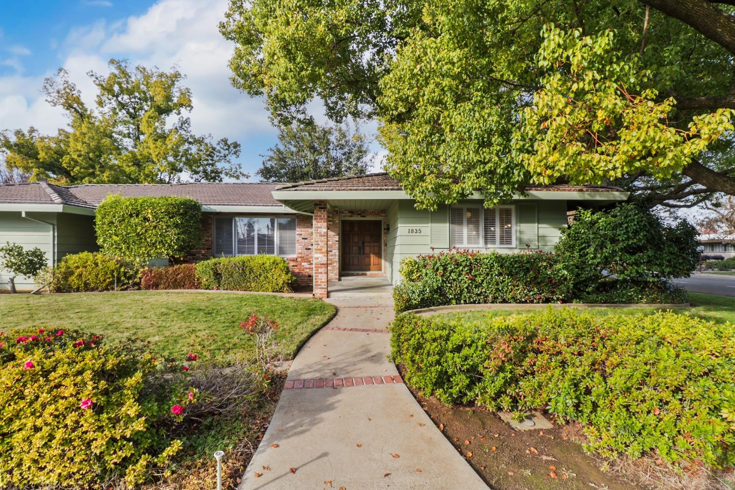 Detail Gallery Image 36 of 46 For 1835 Jay Ct, Carmichael,  CA 95608 - 3 Beds | 2/1 Baths