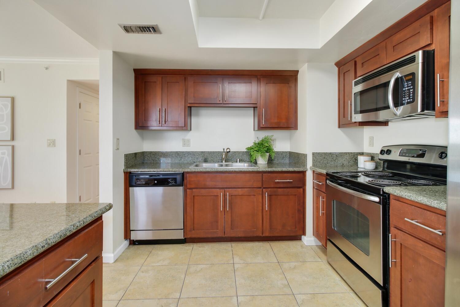 Detail Gallery Image 32 of 56 For 500 N St #1503,  Sacramento,  CA 95814 - 2 Beds | 2 Baths