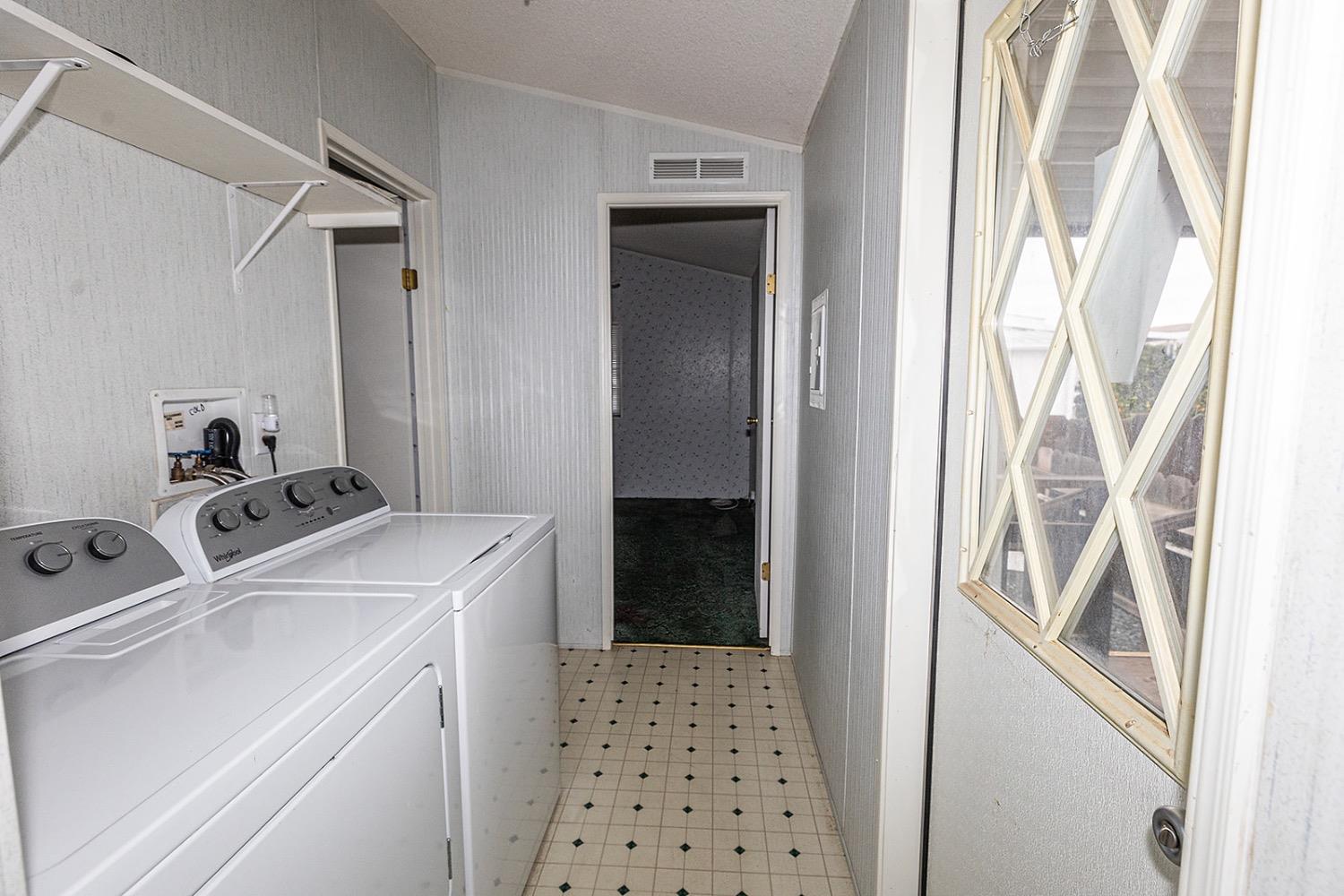 Detail Gallery Image 7 of 15 For 2505 Jackson Ave 113, Escalon,  CA 95320 - 2 Beds | 1 Baths