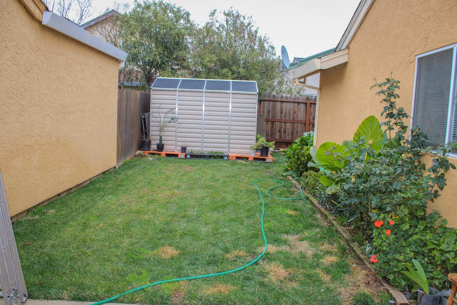 Detail Gallery Image 57 of 64 For 9241 Harrogate Way, Elk Grove,  CA 95758 - 3 Beds | 2 Baths