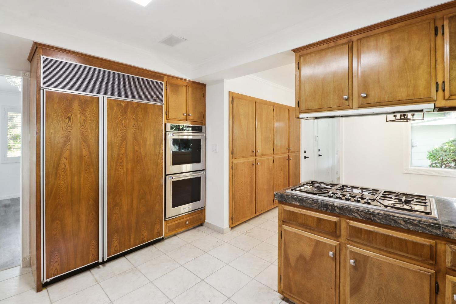 Detail Gallery Image 9 of 46 For 1835 Jay Ct, Carmichael,  CA 95608 - 3 Beds | 2/1 Baths