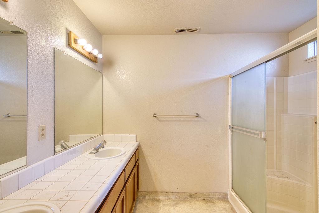 Detail Gallery Image 24 of 33 For 1378 Briarwood Ave, Escalon,  CA 95320 - 4 Beds | 2 Baths