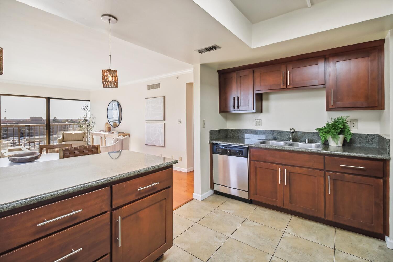 Detail Gallery Image 31 of 56 For 500 N St #1503,  Sacramento,  CA 95814 - 2 Beds | 2 Baths