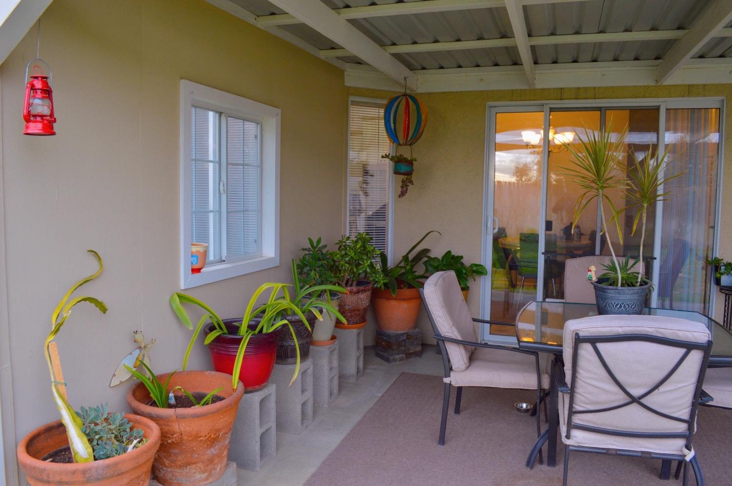 Detail Gallery Image 31 of 38 For 1719 San Simeone Way, Los Banos,  CA 93635 - 3 Beds | 2 Baths