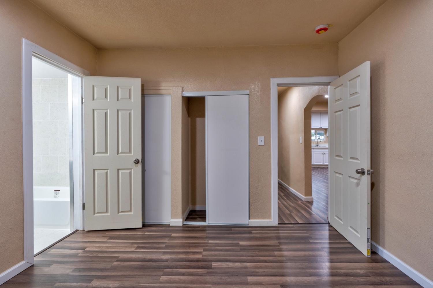 Detail Gallery Image 18 of 38 For 2000 Edwards Ave, Merced,  CA 95340 - 4 Beds | 2 Baths