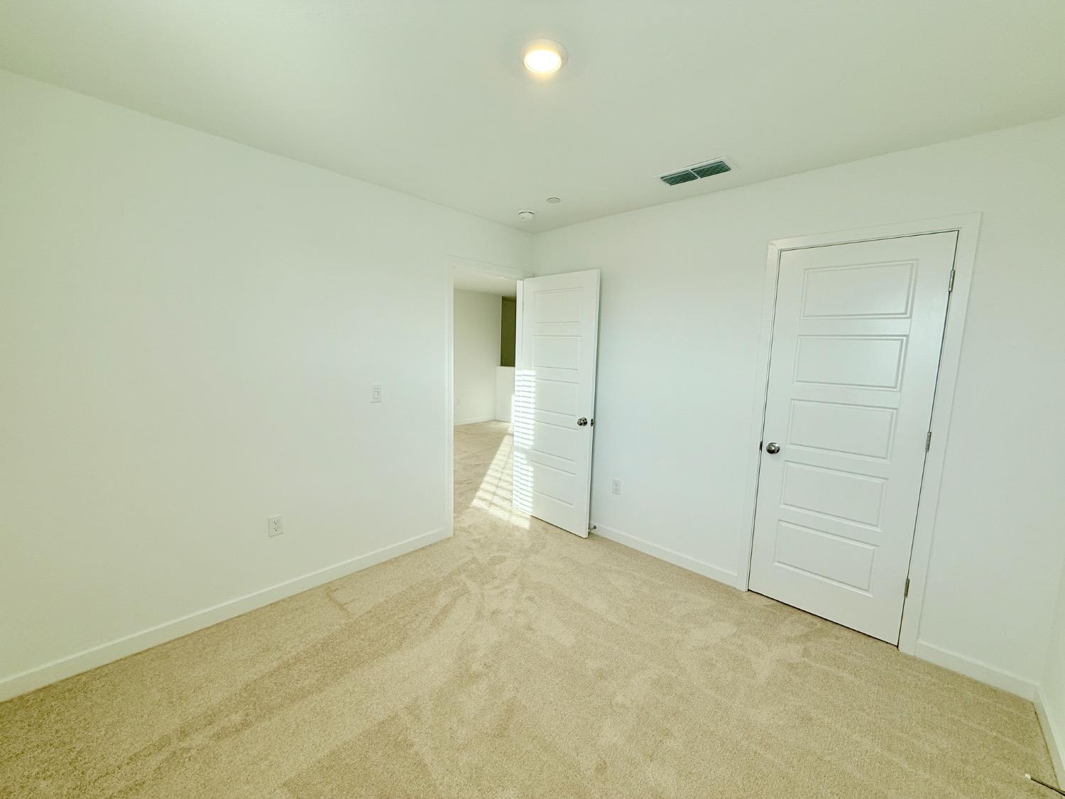 Detail Gallery Image 19 of 26 For 7459 Chadbourne Way, Sacramento,  CA 95829 - 4 Beds | 2/1 Baths