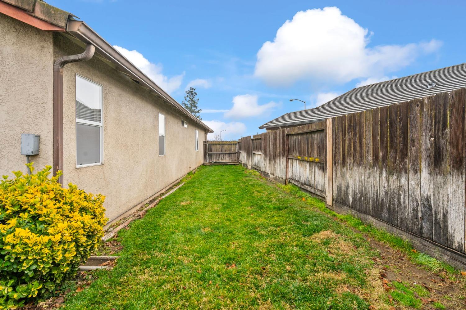 Detail Gallery Image 36 of 37 For 949 Bristow St, Manteca,  CA 95336 - 3 Beds | 2 Baths