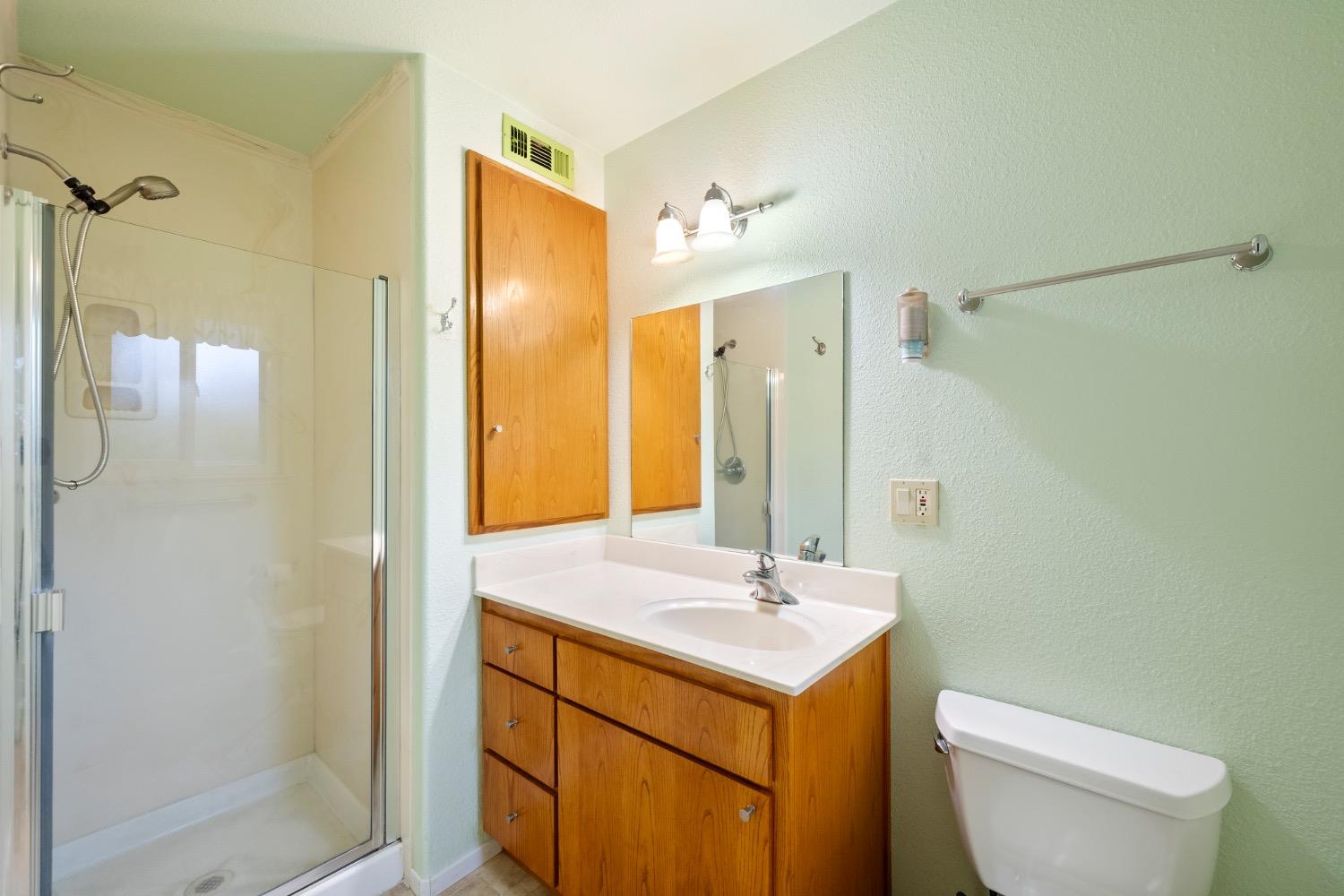 Detail Gallery Image 23 of 33 For 6228 Everest Way, Sacramento,  CA 95842 - 4 Beds | 2 Baths