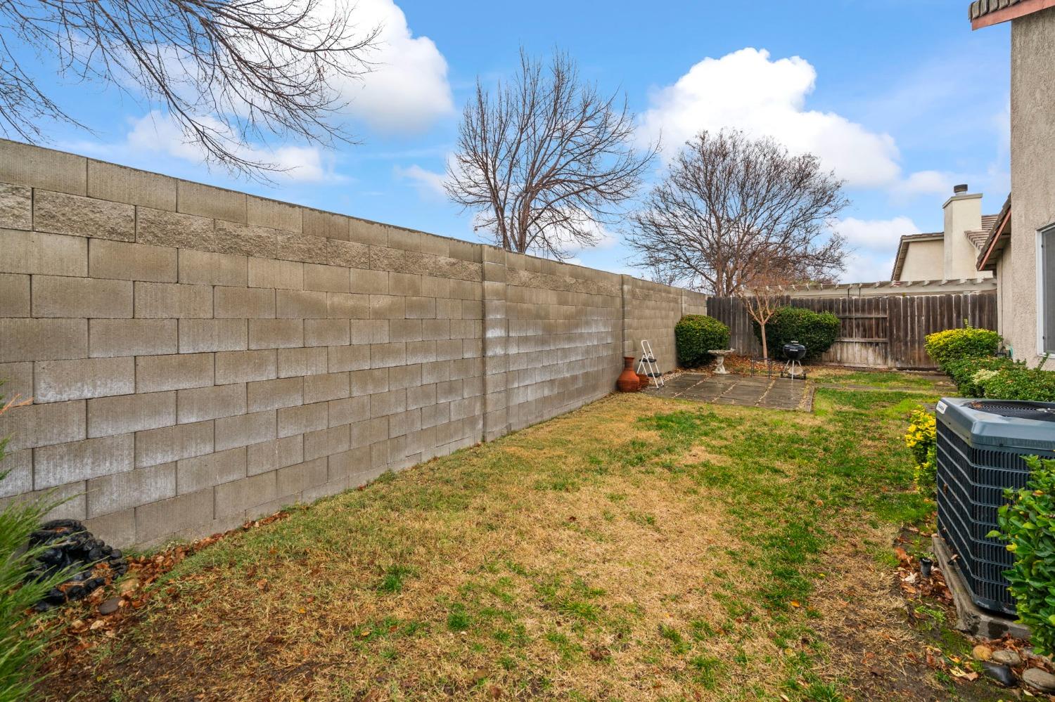 Detail Gallery Image 37 of 37 For 949 Bristow St, Manteca,  CA 95336 - 3 Beds | 2 Baths