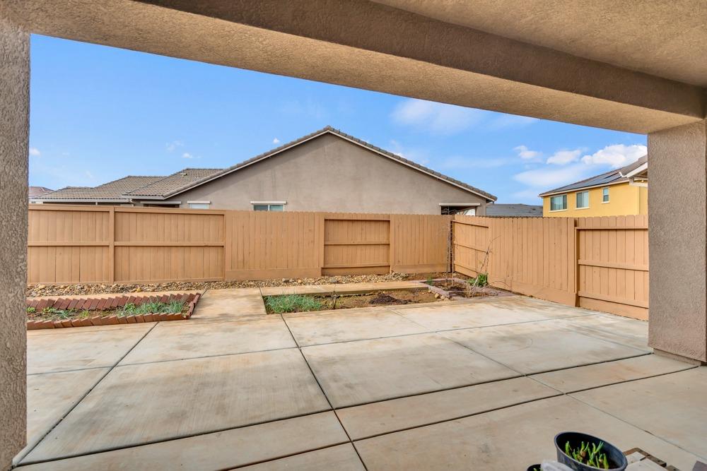 Detail Gallery Image 37 of 45 For 12862 Blueblanc Way, Rancho Cordova,  CA 95742 - 3 Beds | 2 Baths