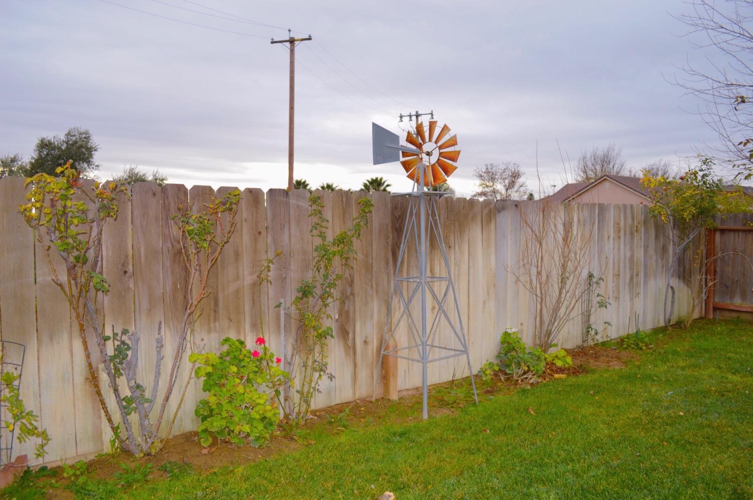 Detail Gallery Image 34 of 38 For 1719 San Simeone Way, Los Banos,  CA 93635 - 3 Beds | 2 Baths