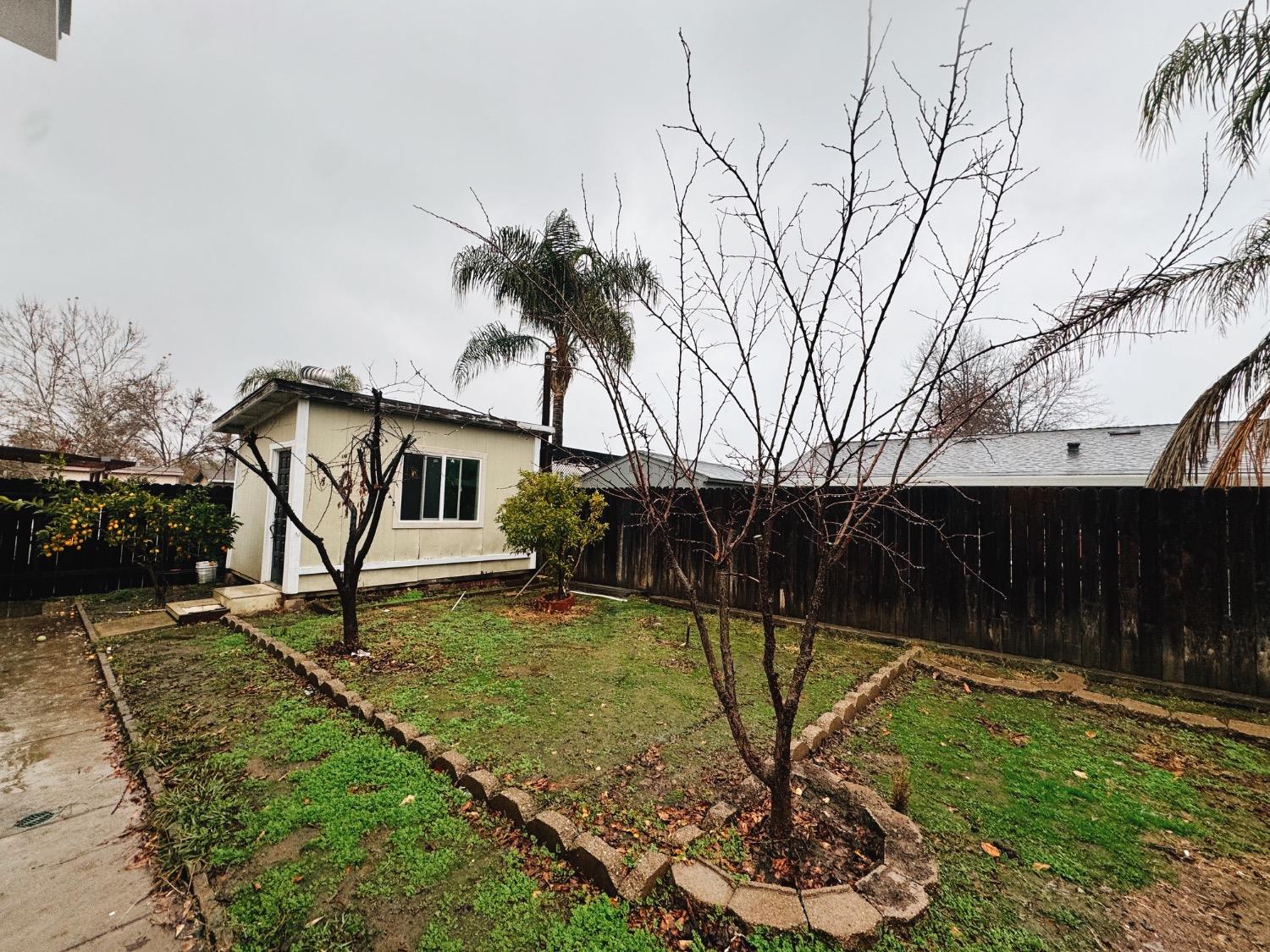 Detail Gallery Image 13 of 20 For 6646 Beamer Way, Rio Linda,  CA 95673 - 3 Beds | 2/1 Baths