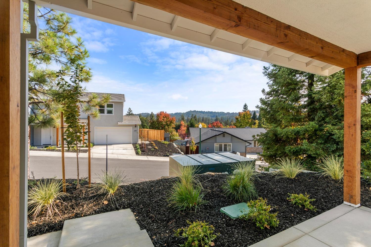 Detail Gallery Image 3 of 50 For 3006 Constellation Ave, Placerville,  CA 95667 - 5 Beds | 4 Baths