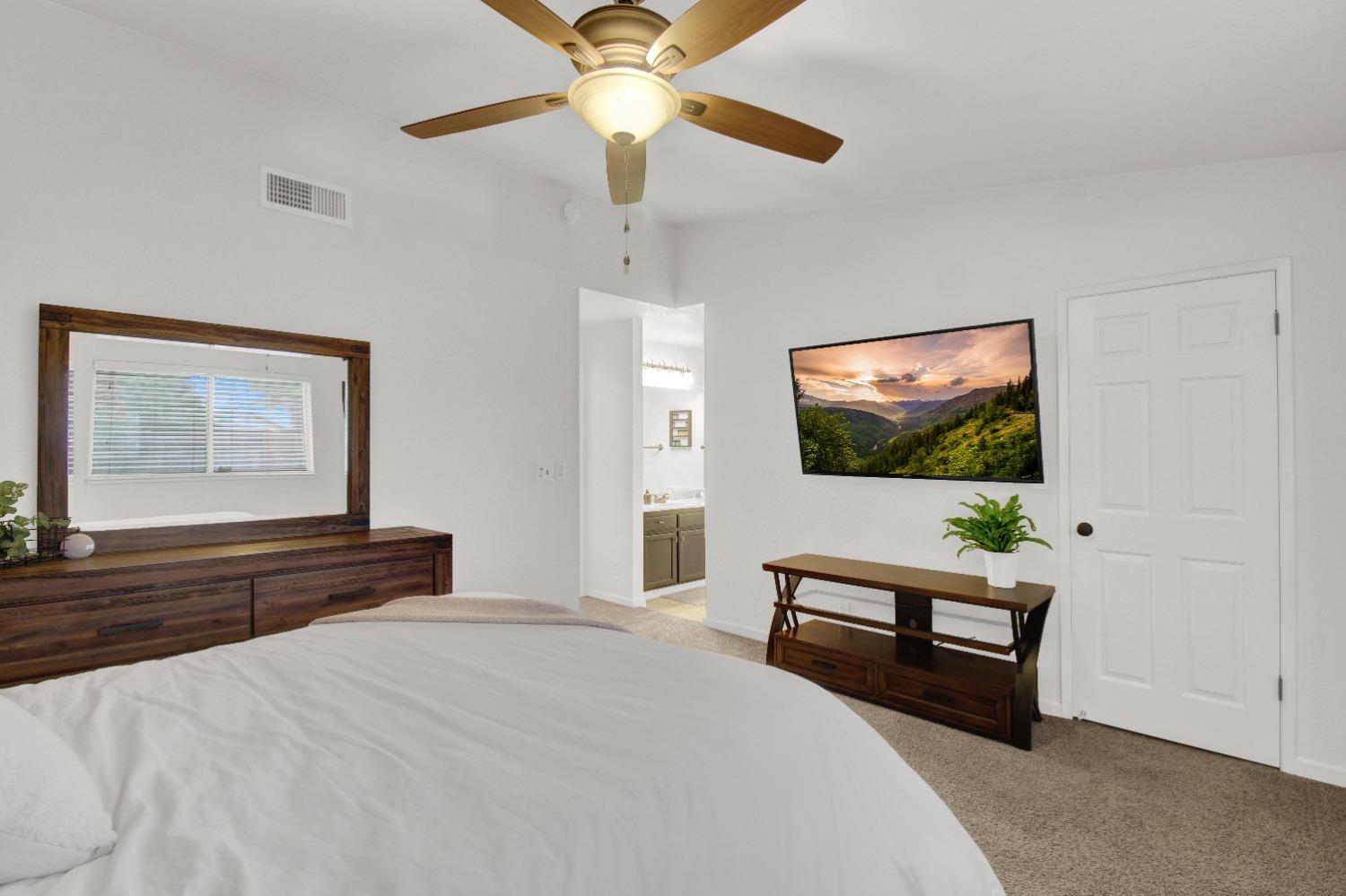 Detail Gallery Image 55 of 59 For 2042 Laredo Ln, Riverbank,  CA 95367 - 4 Beds | 2 Baths