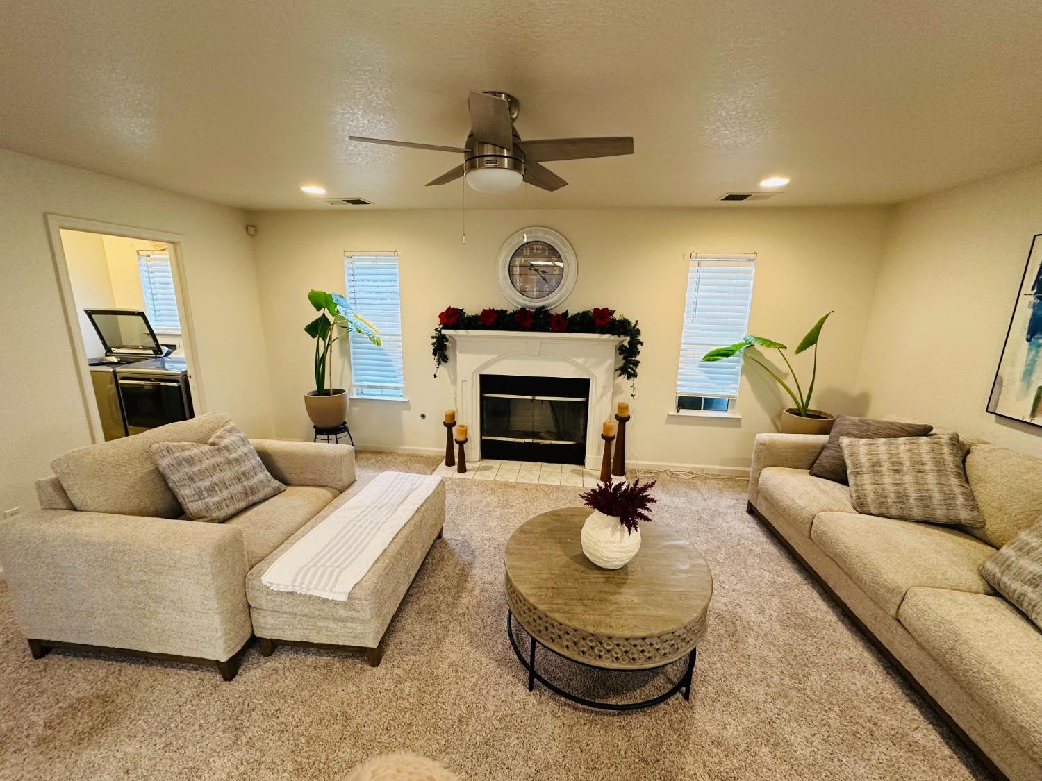 Detail Gallery Image 12 of 30 For 5035 Congressional St, Chowchilla,  CA 93610 - 4 Beds | 3/1 Baths