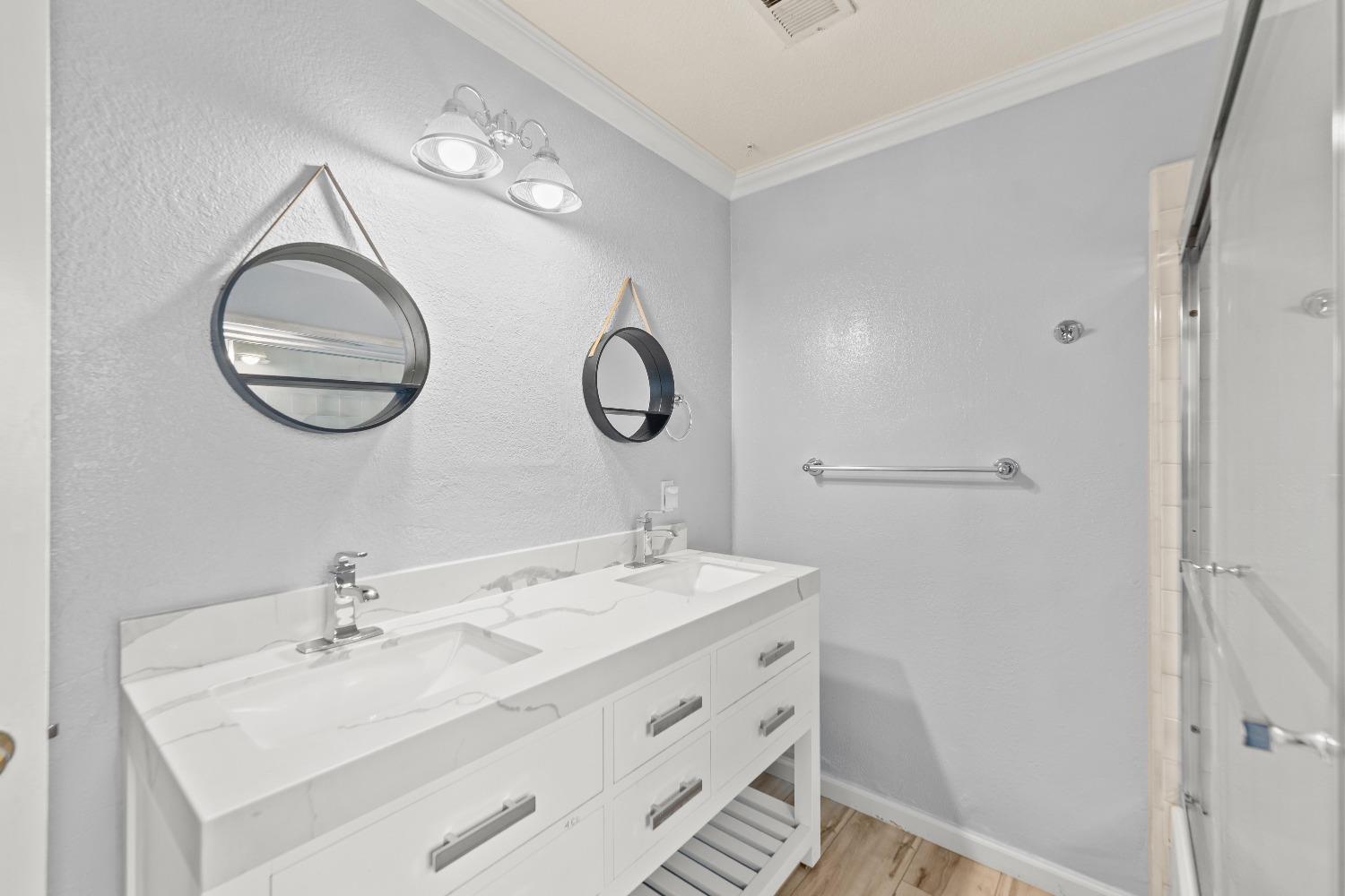 Detail Gallery Image 21 of 38 For 5723 Ivytown Ln, Carmichael,  CA 95608 - 5 Beds | 2 Baths