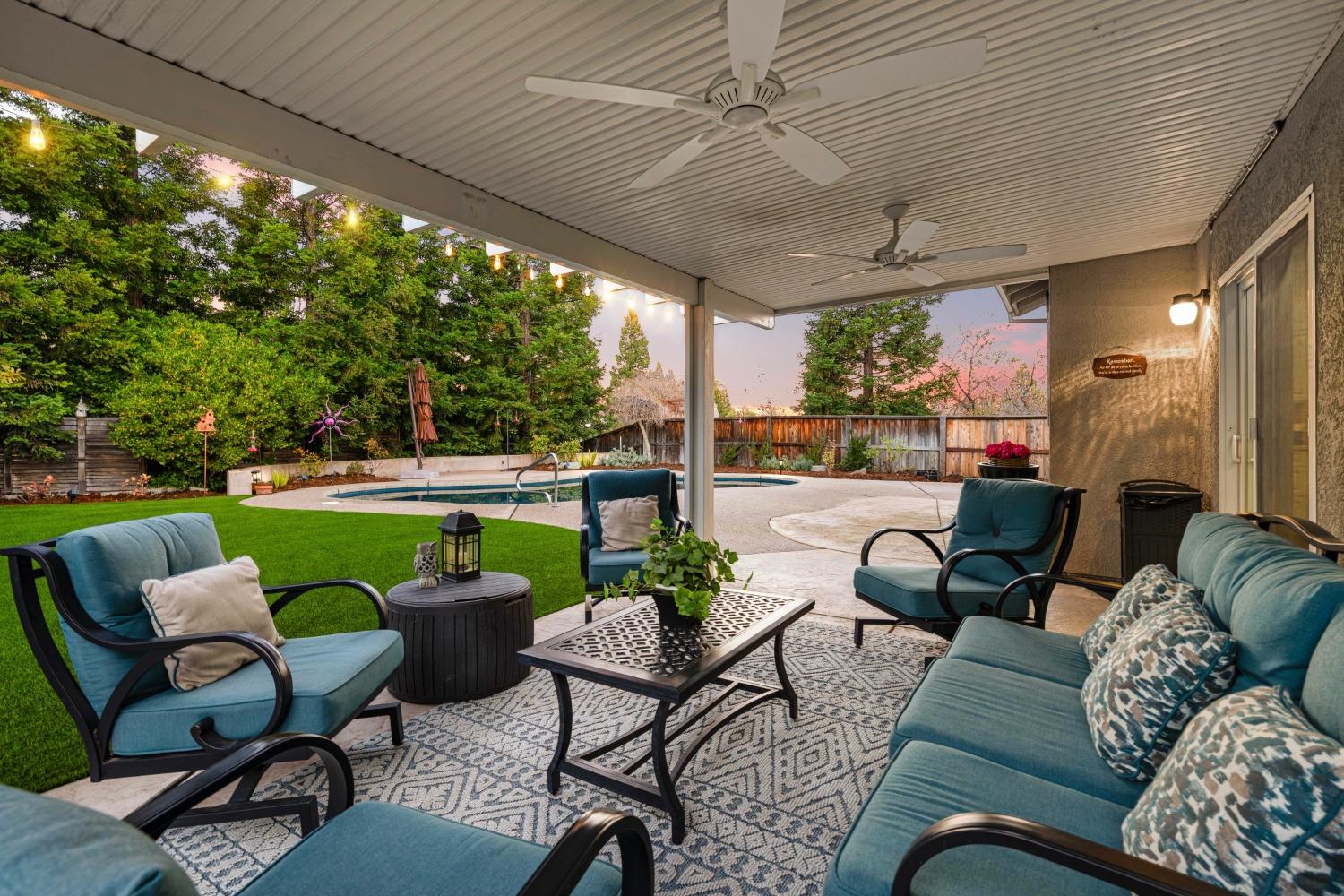 Detail Gallery Image 8 of 50 For 2020 Bates Cir, El Dorado Hills,  CA 95762 - 4 Beds | 2/1 Baths