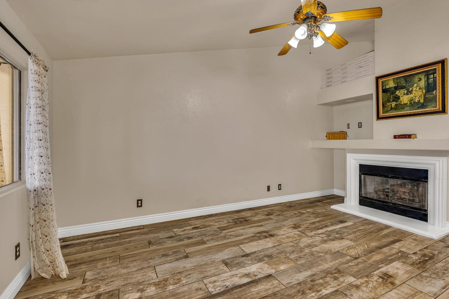 Detail Gallery Image 18 of 41 For 2083 Hastings Dr, Los Banos,  CA 93635 - 4 Beds | 2 Baths