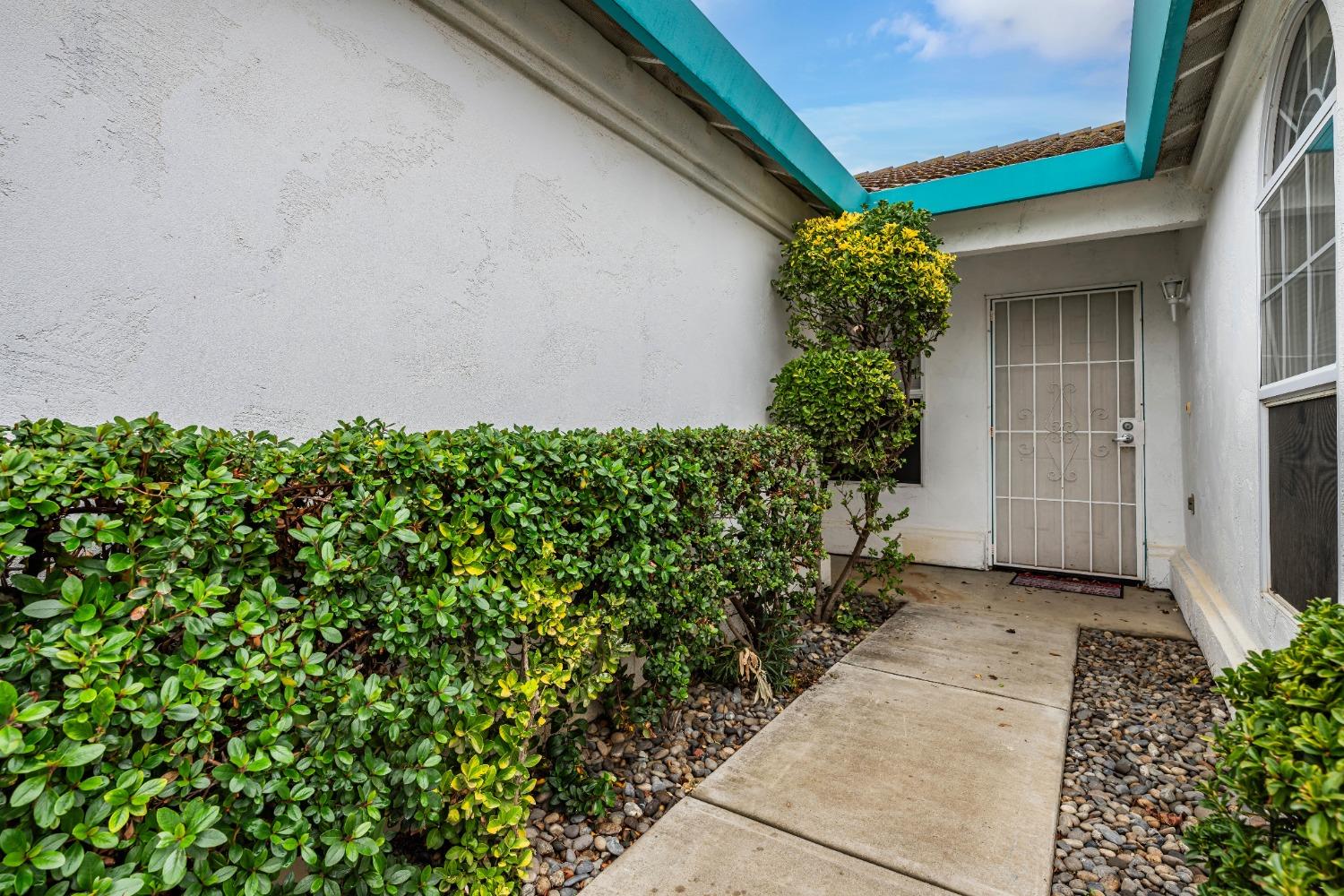 Detail Gallery Image 5 of 39 For 29179 Monterey Ct, Santa Nella,  CA 95322 - 3 Beds | 2 Baths