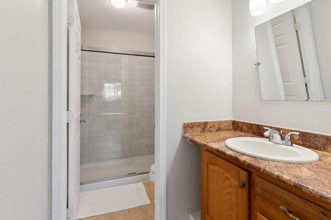 Detail Gallery Image 31 of 50 For 327 Lisa Ct, Stockton,  CA 95210 - 4 Beds | 2 Baths