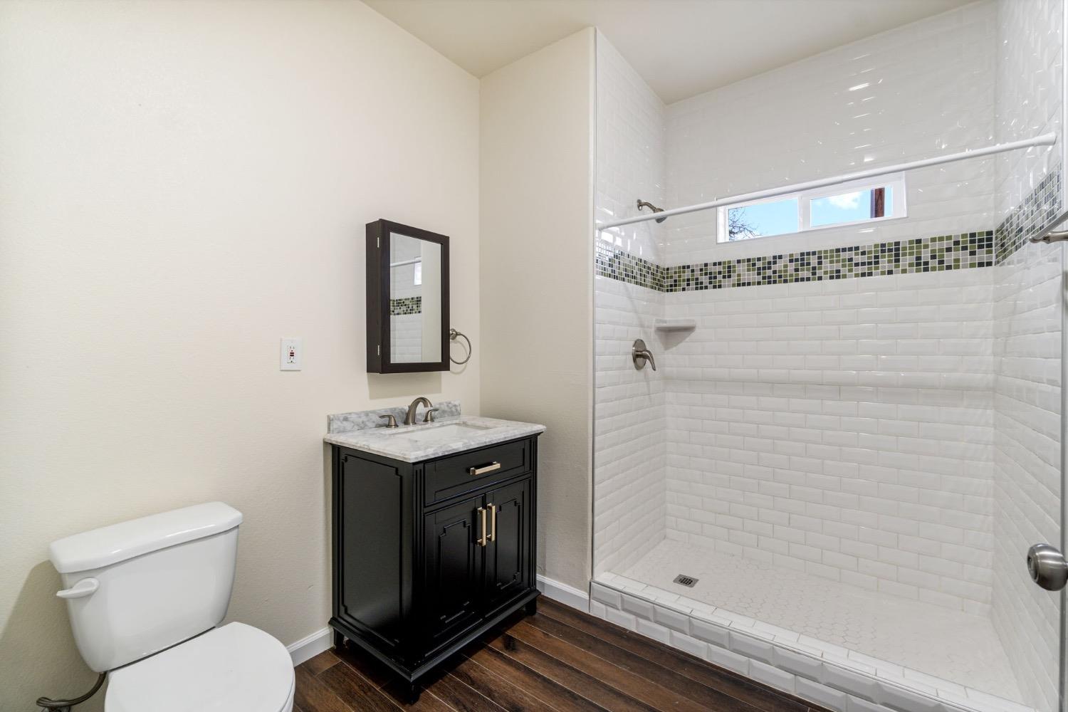 Detail Gallery Image 23 of 28 For 5195 E Madison Ave, Fresno,  CA 93727 - 5 Beds | 2/1 Baths