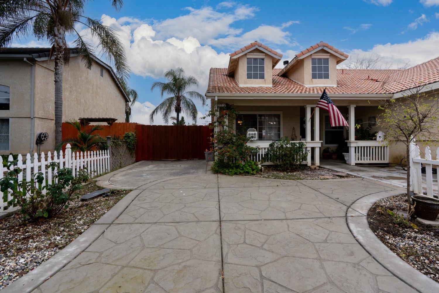 Detail Gallery Image 7 of 41 For 2083 Hastings Dr, Los Banos,  CA 93635 - 4 Beds | 2 Baths