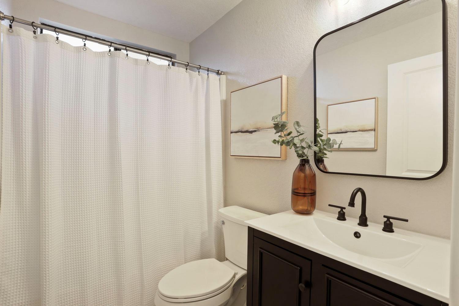 Detail Gallery Image 30 of 43 For 2260 Atrisco Cir, Sacramento,  CA 95833 - 3 Beds | 2 Baths