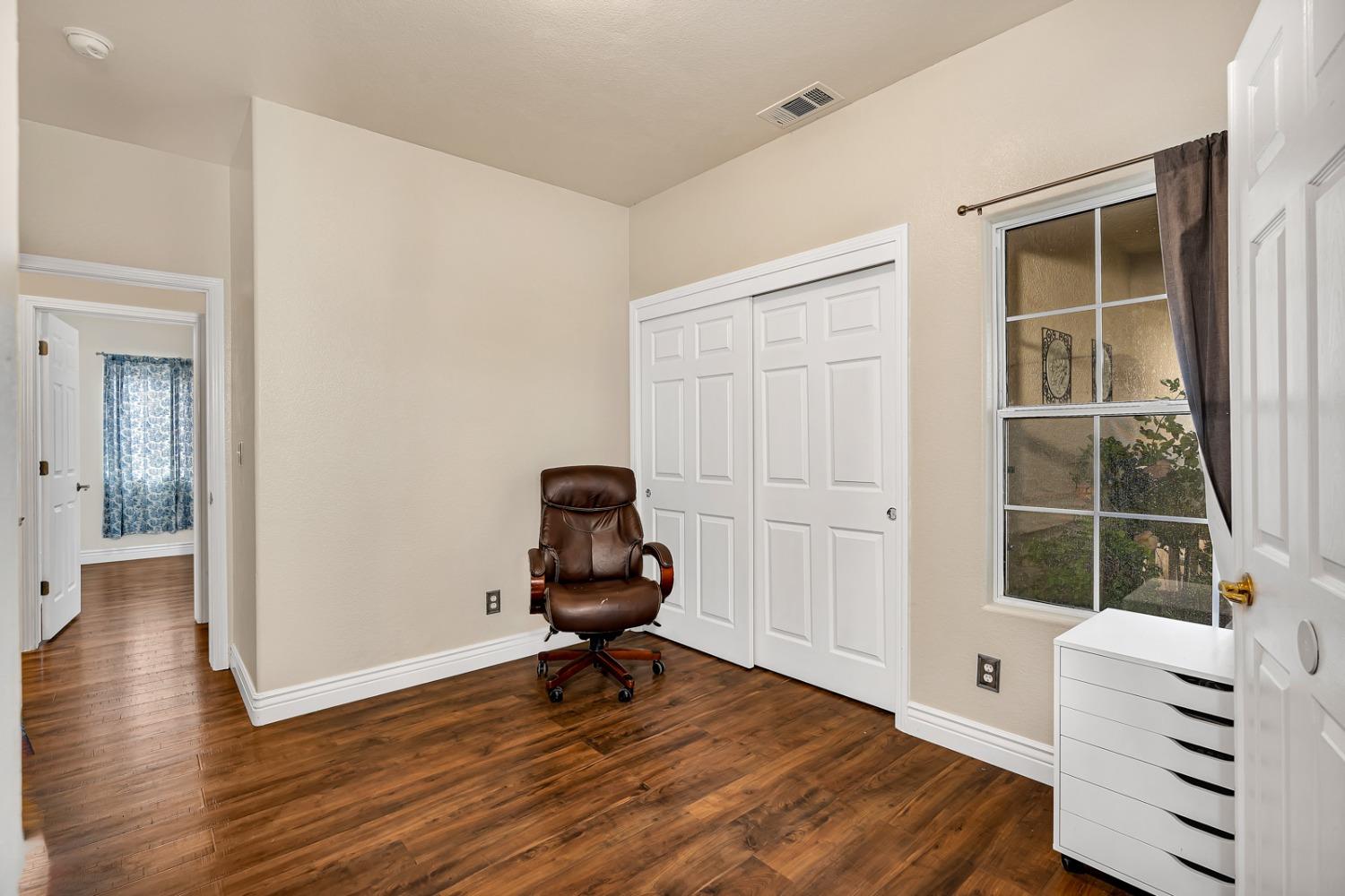 Detail Gallery Image 20 of 41 For 2083 Hastings Dr, Los Banos,  CA 93635 - 4 Beds | 2 Baths