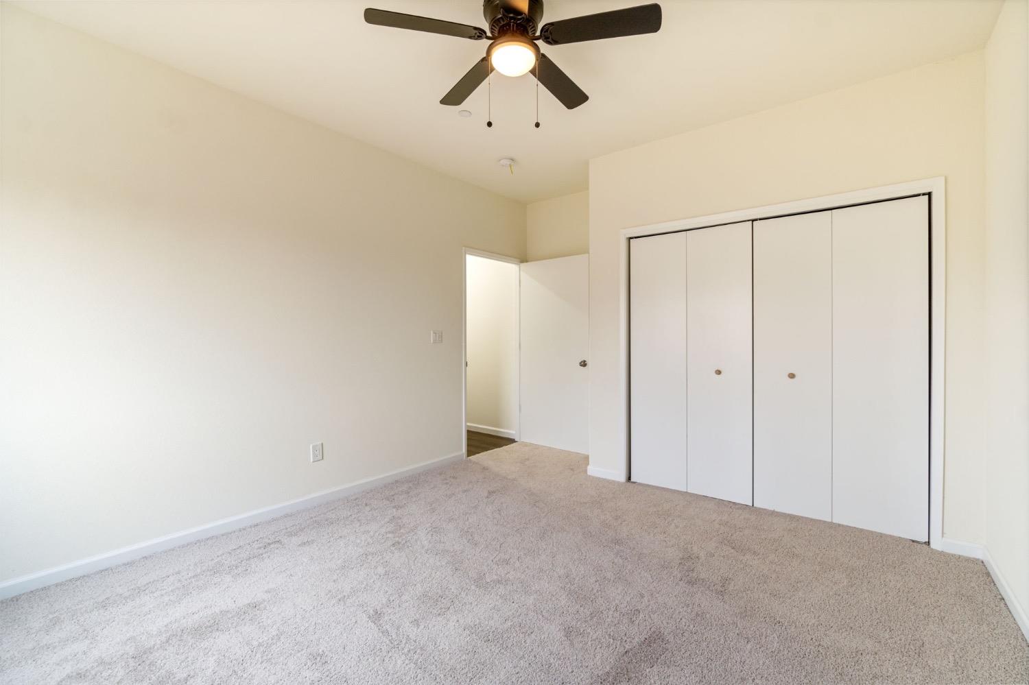 Detail Gallery Image 17 of 24 For 5194 E Belmont Ave, Fresno,  CA 93727 - 4 Beds | 2 Baths