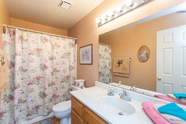 Detail Gallery Image 17 of 28 For 1948 Shadow Park Dr, Turlock,  CA 95380 - 4 Beds | 2 Baths