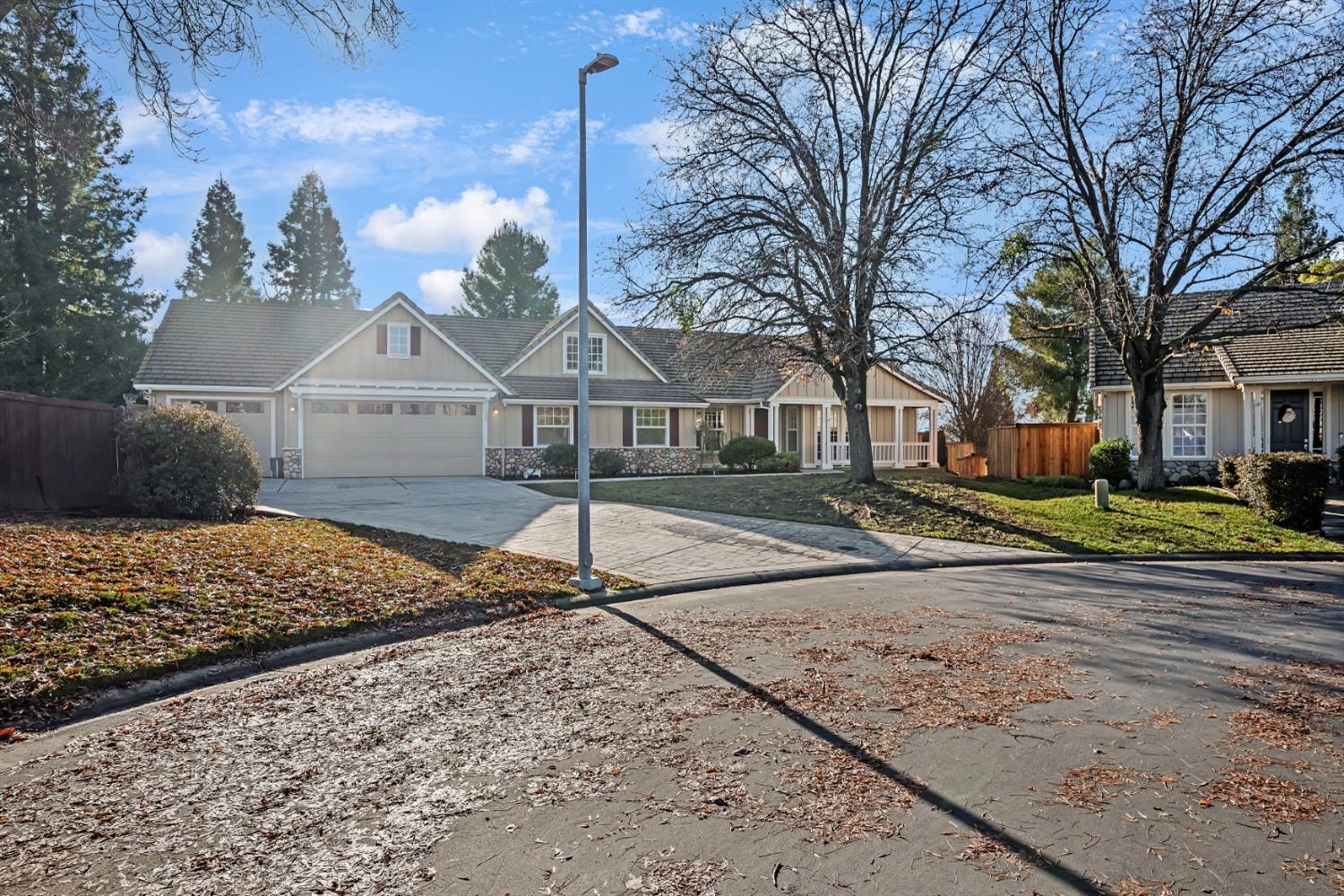 Detail Gallery Image 2 of 69 For 67 Gingerhill Ct, Roseville,  CA 95678 - 5 Beds | 3/1 Baths