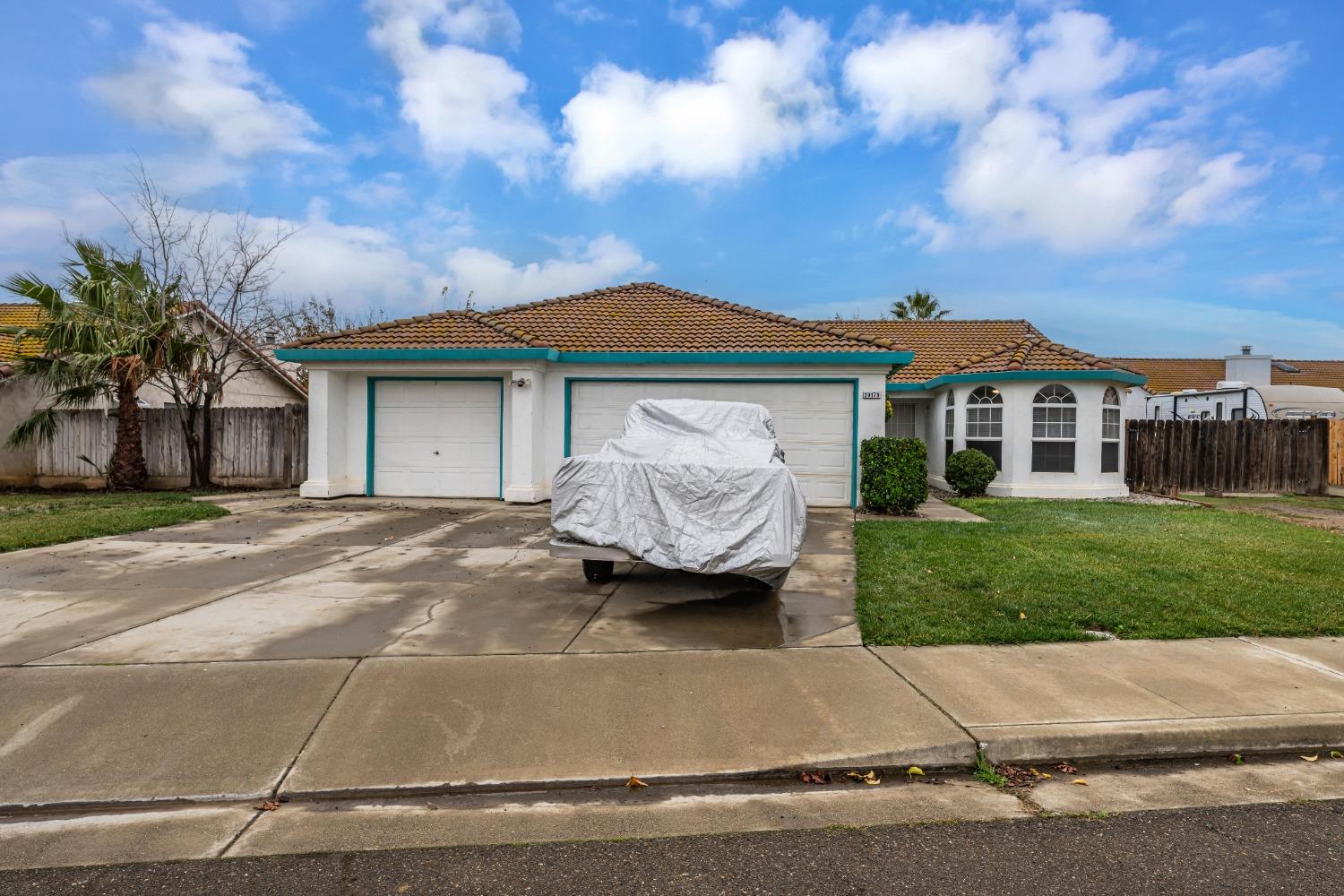 Detail Gallery Image 4 of 39 For 29179 Monterey Ct, Santa Nella,  CA 95322 - 3 Beds | 2 Baths