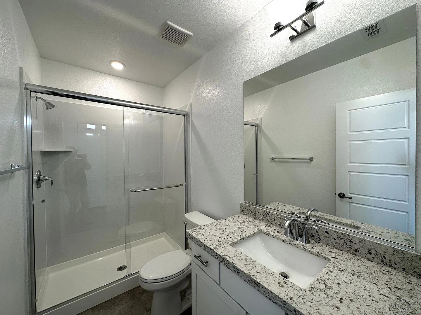 Detail Gallery Image 39 of 48 For 4006 Watermist Way, Sacramento,  CA 95835 - 5 Beds | 3/1 Baths