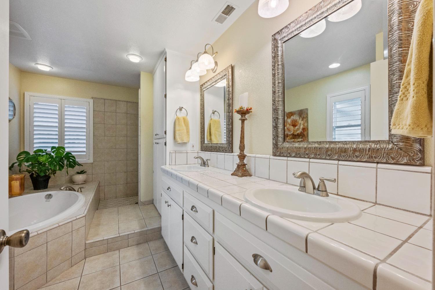 Detail Gallery Image 24 of 43 For 1761 Vista Creek Dr, Roseville,  CA 95661 - 3 Beds | 2 Baths