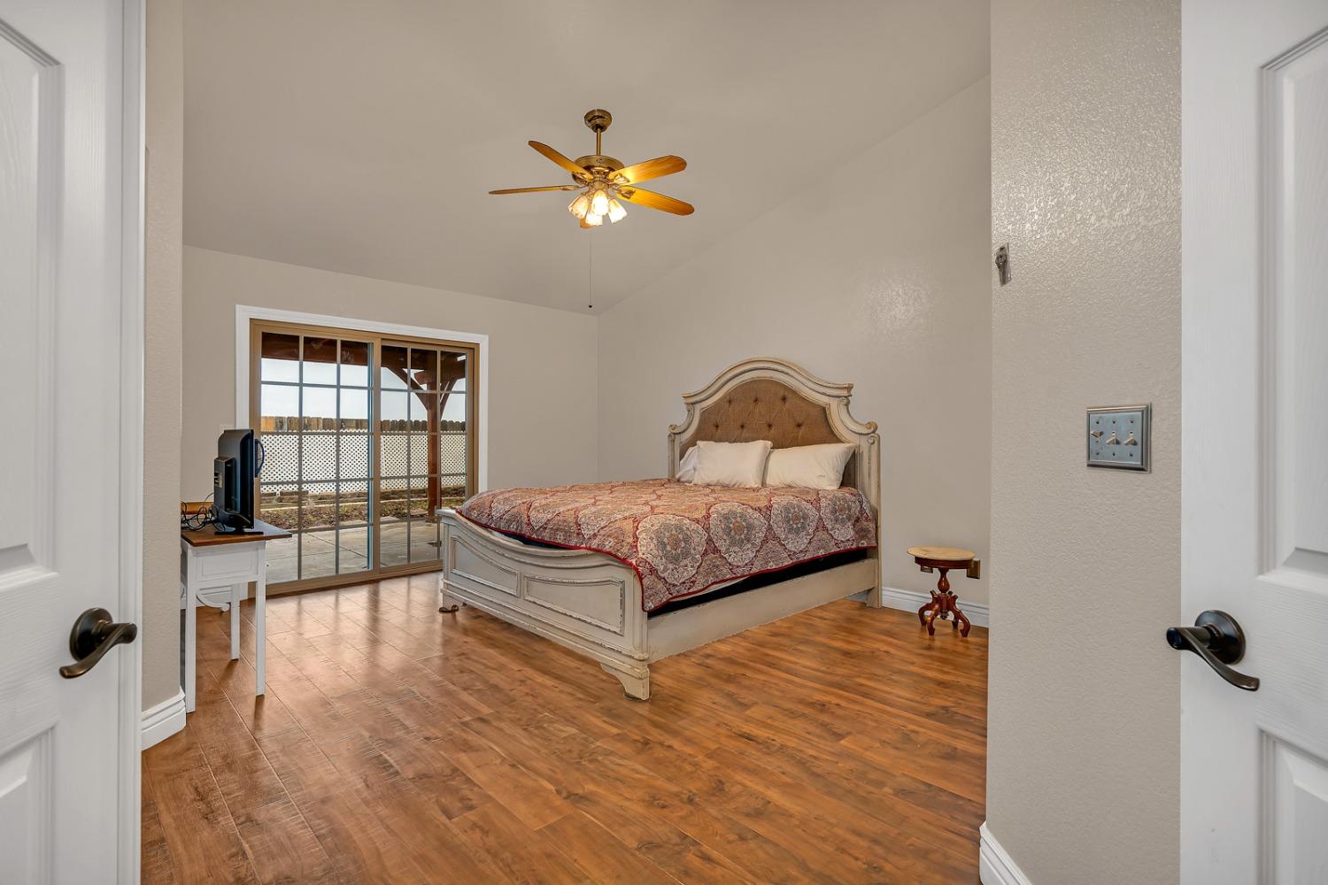 Detail Gallery Image 29 of 41 For 2083 Hastings Dr, Los Banos,  CA 93635 - 4 Beds | 2 Baths