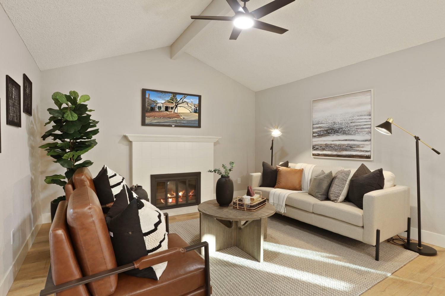 Detail Gallery Image 13 of 43 For 2260 Atrisco Cir, Sacramento,  CA 95833 - 3 Beds | 2 Baths