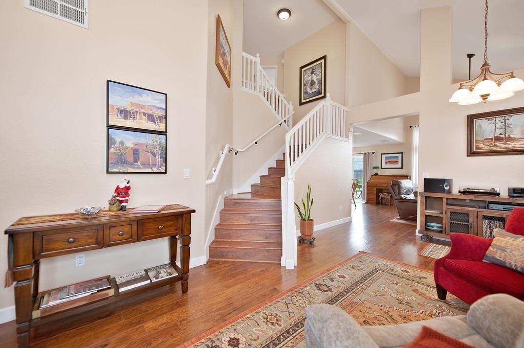 Detail Gallery Image 12 of 52 For 2415 Thistle Way, Lincoln,  CA 95648 - 4 Beds | 2/1 Baths