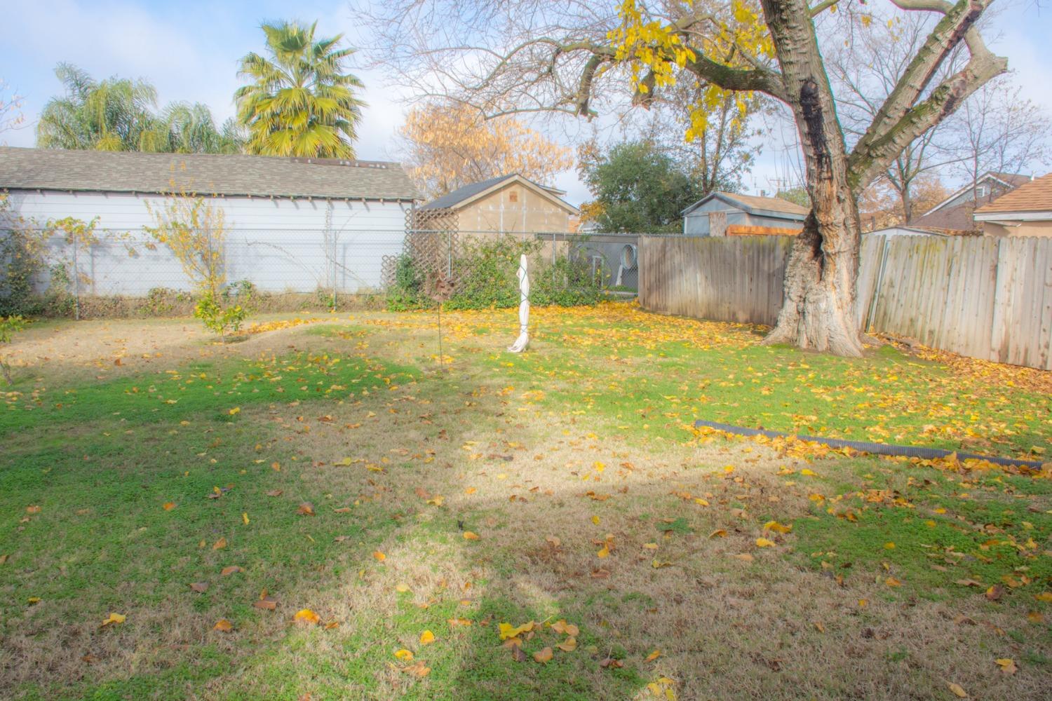 Detail Gallery Image 53 of 74 For 415 Lampasas Ave, Sacramento,  CA 95815 - 2 Beds | 1 Baths