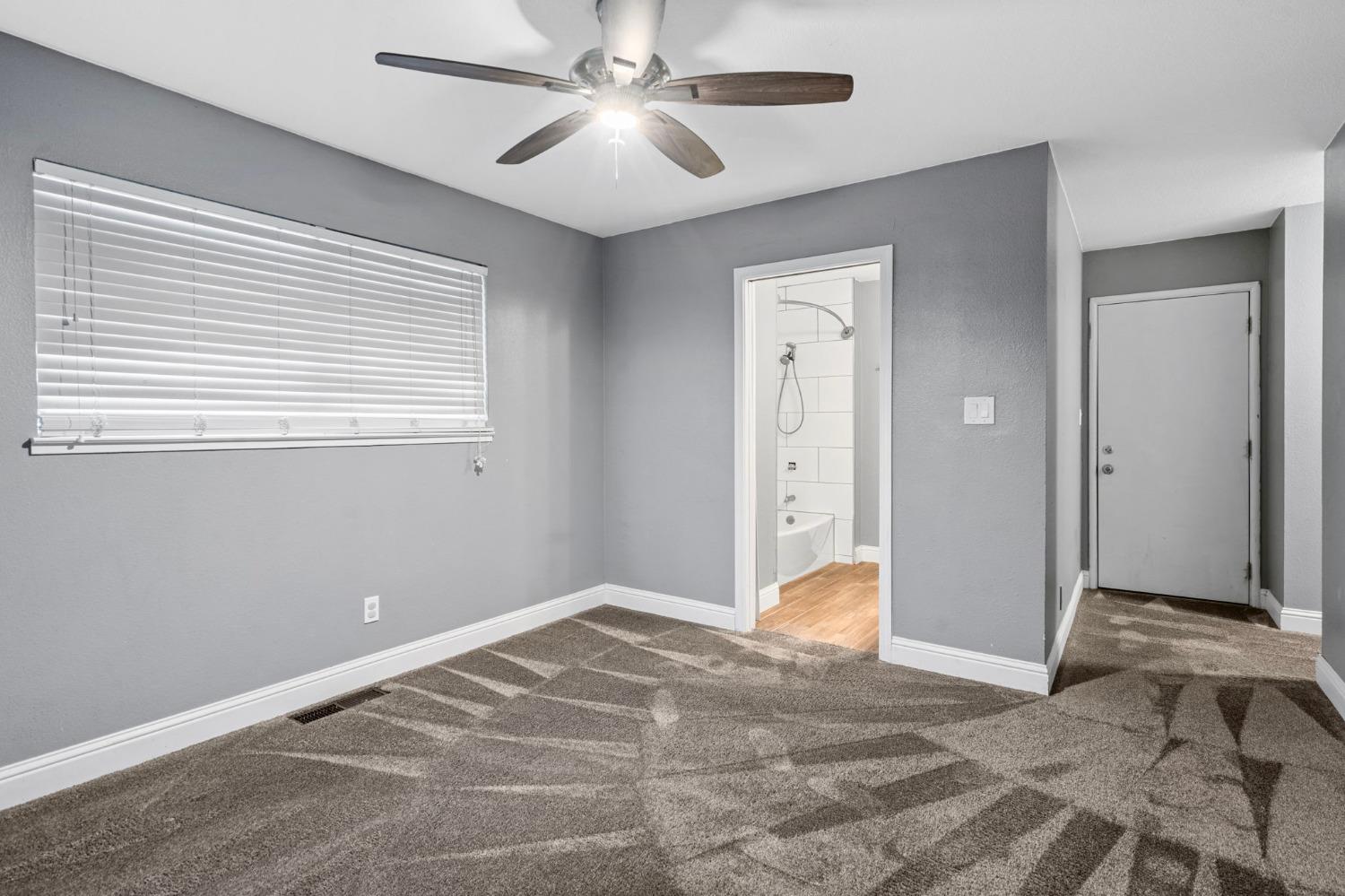 Detail Gallery Image 32 of 38 For 2029 Shaw Ave, Modesto,  CA 95354 - 3 Beds | 2 Baths