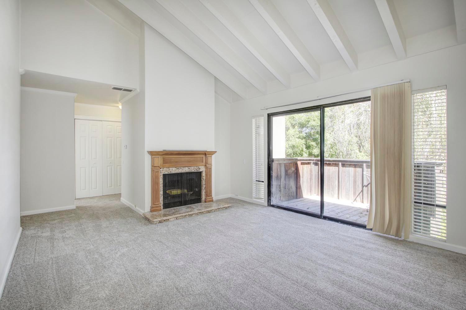 Detail Gallery Image 6 of 33 For 863 Woodside Ln #10,  Sacramento,  CA 95825 - 2 Beds | 1 Baths