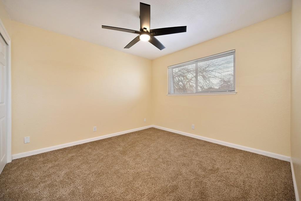 Detail Gallery Image 17 of 27 For 5653 White Fir Way #4,  Sacramento,  CA 95841 - 2 Beds | 1/1 Baths