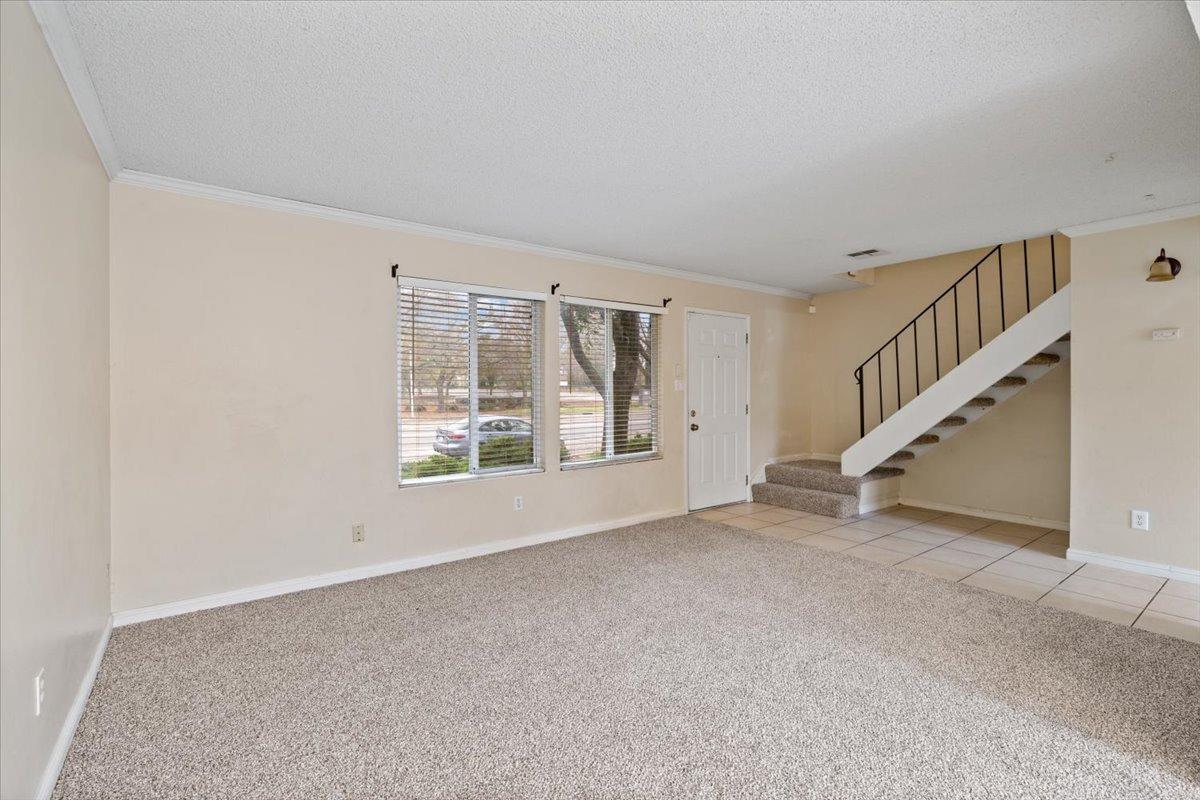 Detail Gallery Image 13 of 34 For 8625 La Riviera Dr #B,  Sacramento,  CA 95826 - 3 Beds | 1/1 Baths