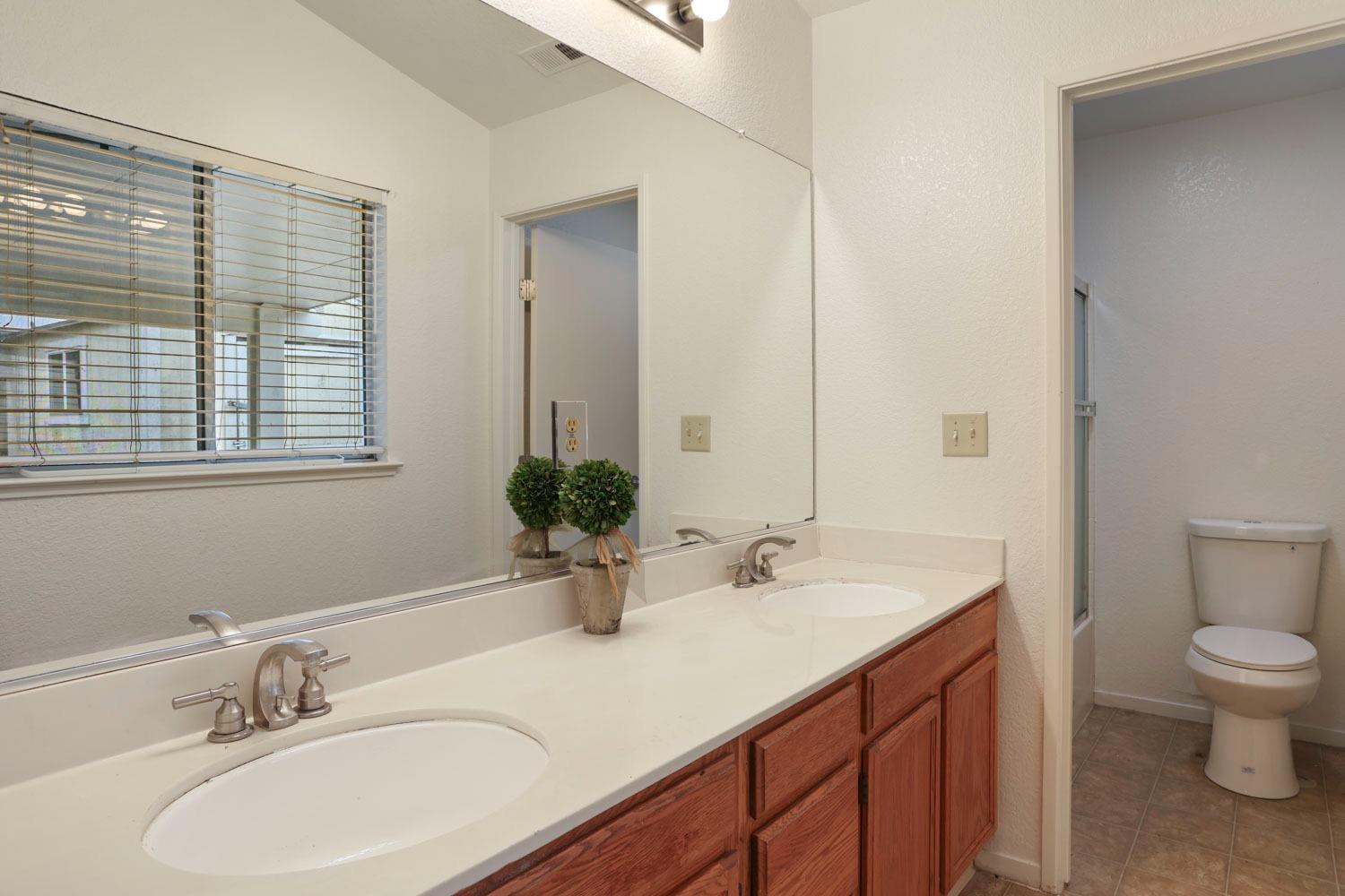 Detail Gallery Image 22 of 30 For 2109 E Euclid Ave, Stockton,  CA 95205 - 3 Beds | 2 Baths