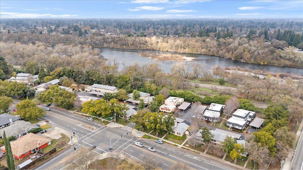 Detail Gallery Image 31 of 34 For 8625 La Riviera Dr #B,  Sacramento,  CA 95826 - 3 Beds | 1/1 Baths